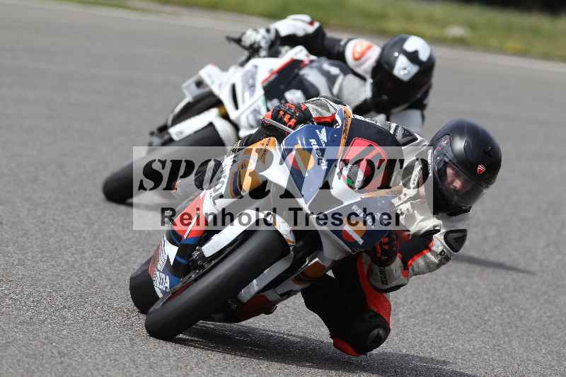 /Archiv-2023/06 10.04.2023 Moto Club Anneau du Rhin/Rouge Expert/14